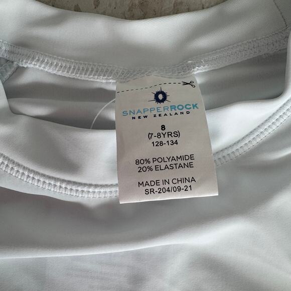 Snapper Rock Youth S/S White‎ Rash Guard High Neck Size 8 NWT - Picture 4 of 4